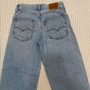 Levi’s Baggy Dad Jean
